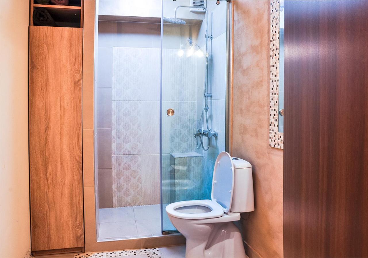 Karina Art Mountain View Apartemen